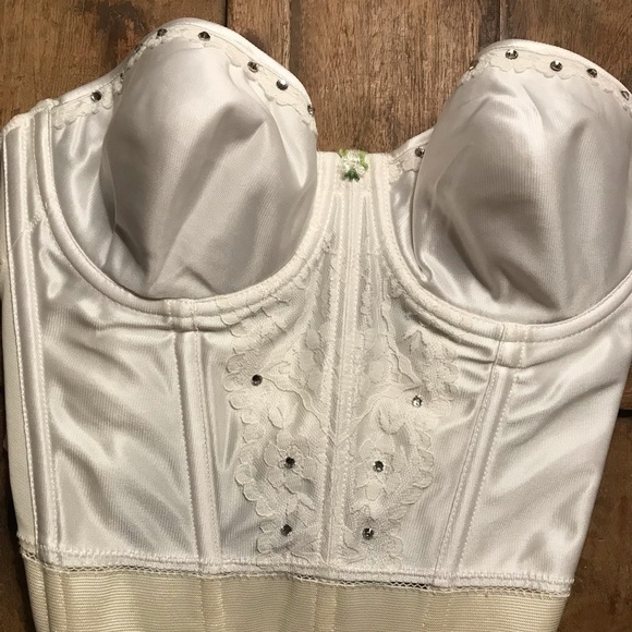STRAPLESS BUSTIER VINTAGE BRA - Picture 2 of 6